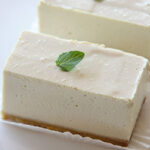 100％豆乳で作った自家製チーズを使用した、 スカン特製レアチーズケーキ