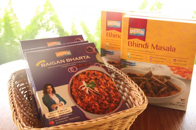 BAIGAN　BHARTA（ナスのカレー）＆BHINDI MASALA（オクラのカレー）」（乳製品使用）どちらも北インドの代表的なベジタブルカレー